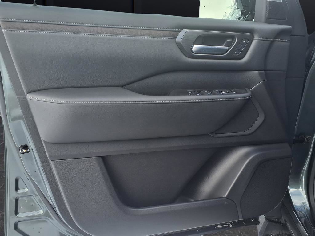 New 2026 Nissan Armada SL w/ Captain's Chari Seat Package image 48