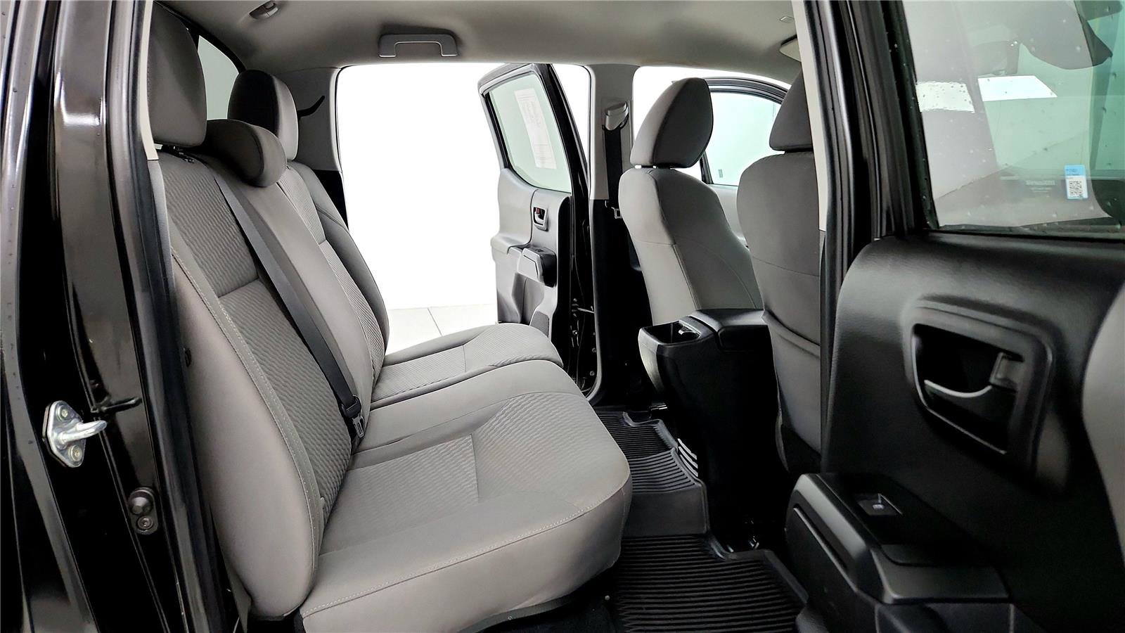 Certified 2023 Toyota Tacoma SR AWD/4WD image 18