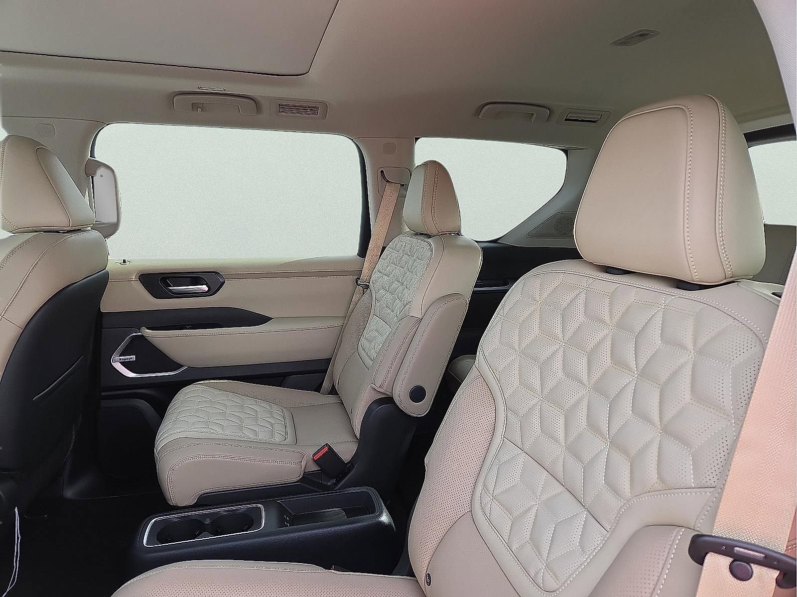 New 2026 Nissan Armada Platinum Reserve image 10