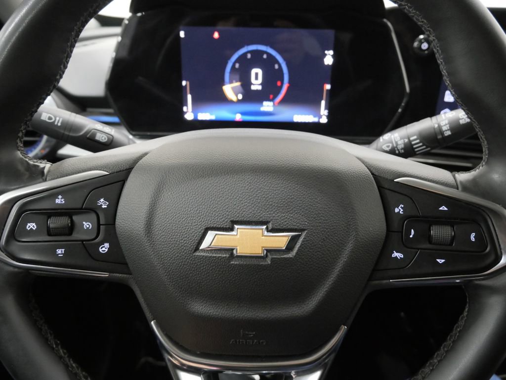 Used 2024 Chevrolet Trax LT w/ Driver Confidence Package FWD image 16