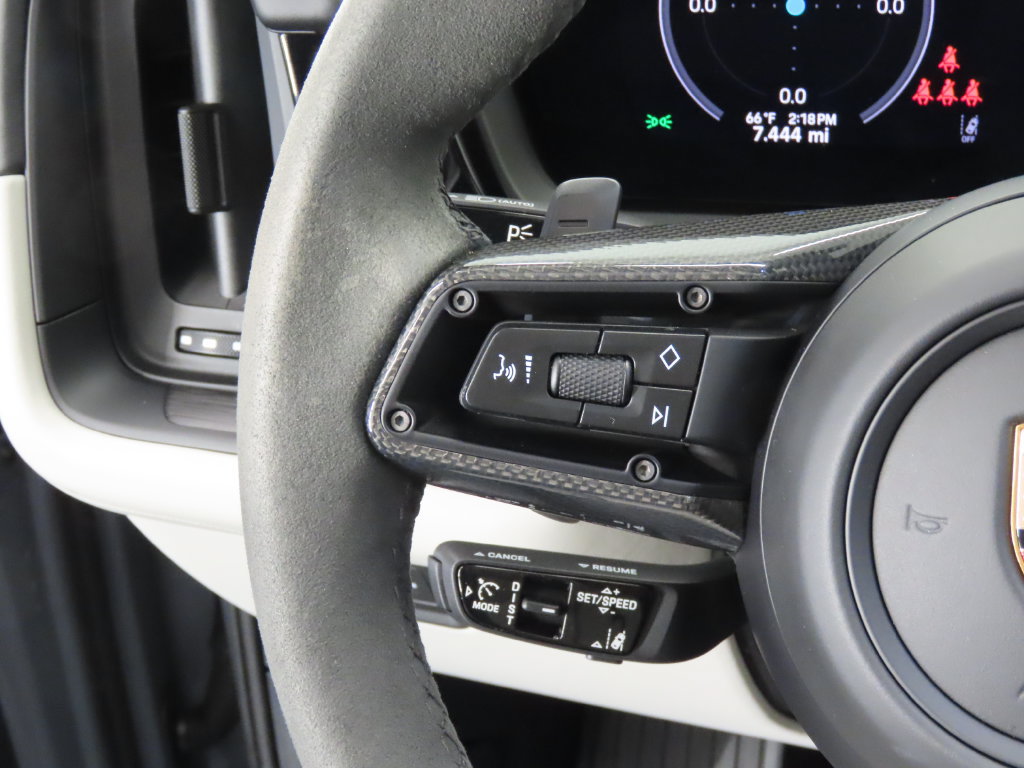 Certified 2026 Porsche Cayenne GTS AWD/4WD image 21