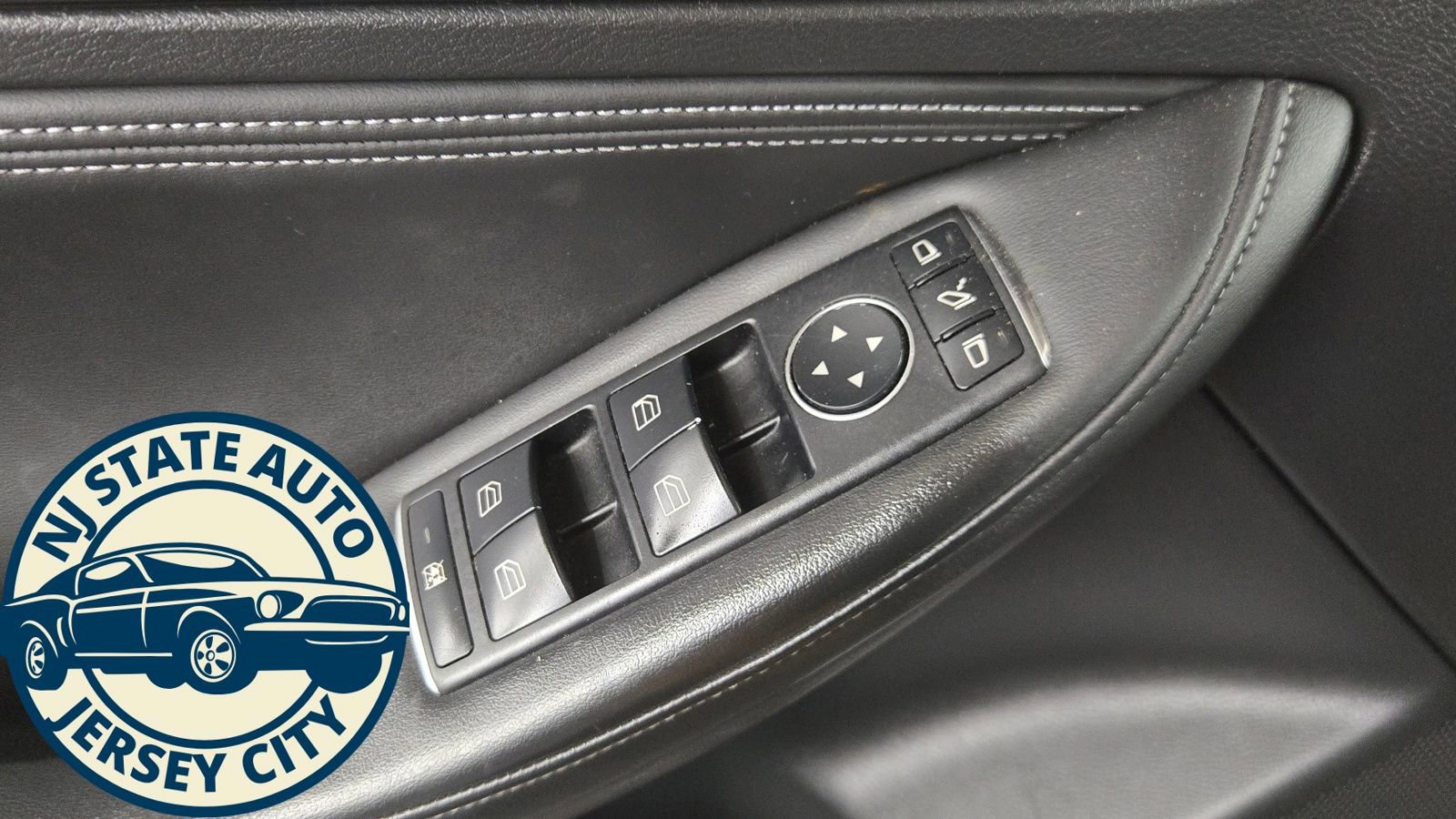 Used 2018 INFINITI QX30 AWD image 22