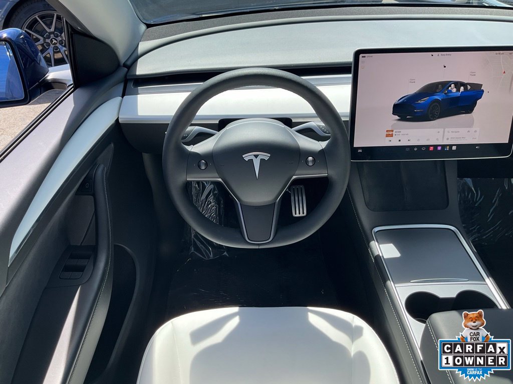 Used 2024 Tesla Model Y Performance AWD/4WD image 37