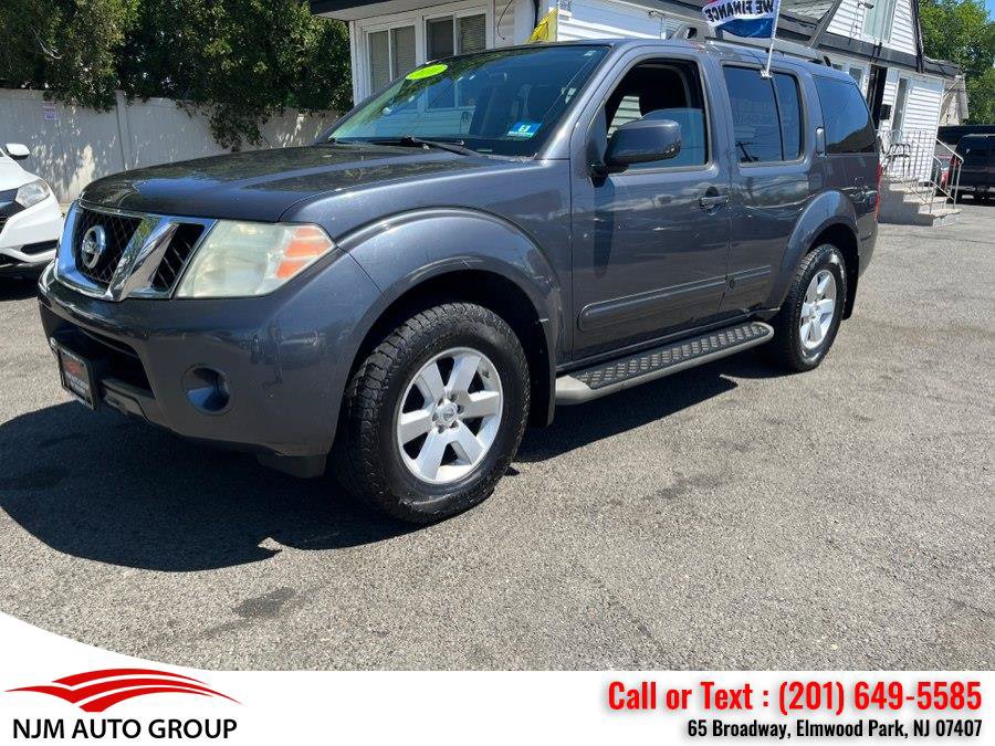 Used 2010 Nissan Pathfinder SE AWD/4WD image 4