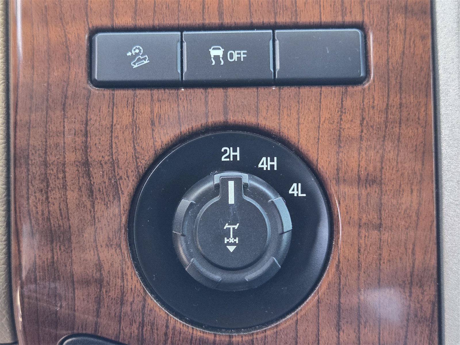 Used 2015 Ford F250 King Ranch w/ FX4 Off-Road Package AWD/4WD image 20