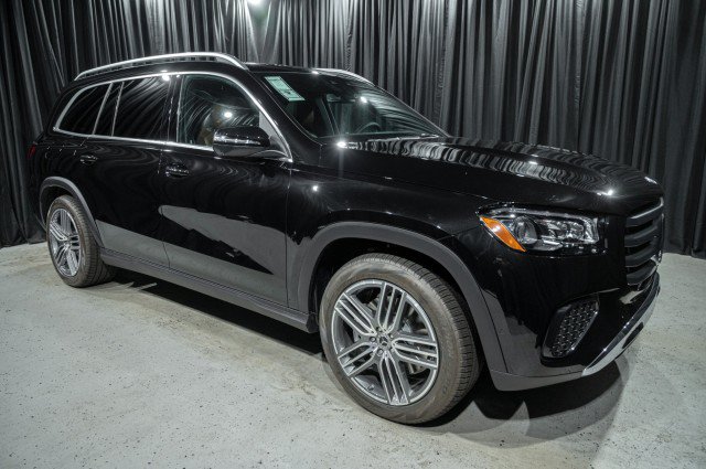 Certified 2026 Mercedes-Benz GLS 450 4MATIC image 3