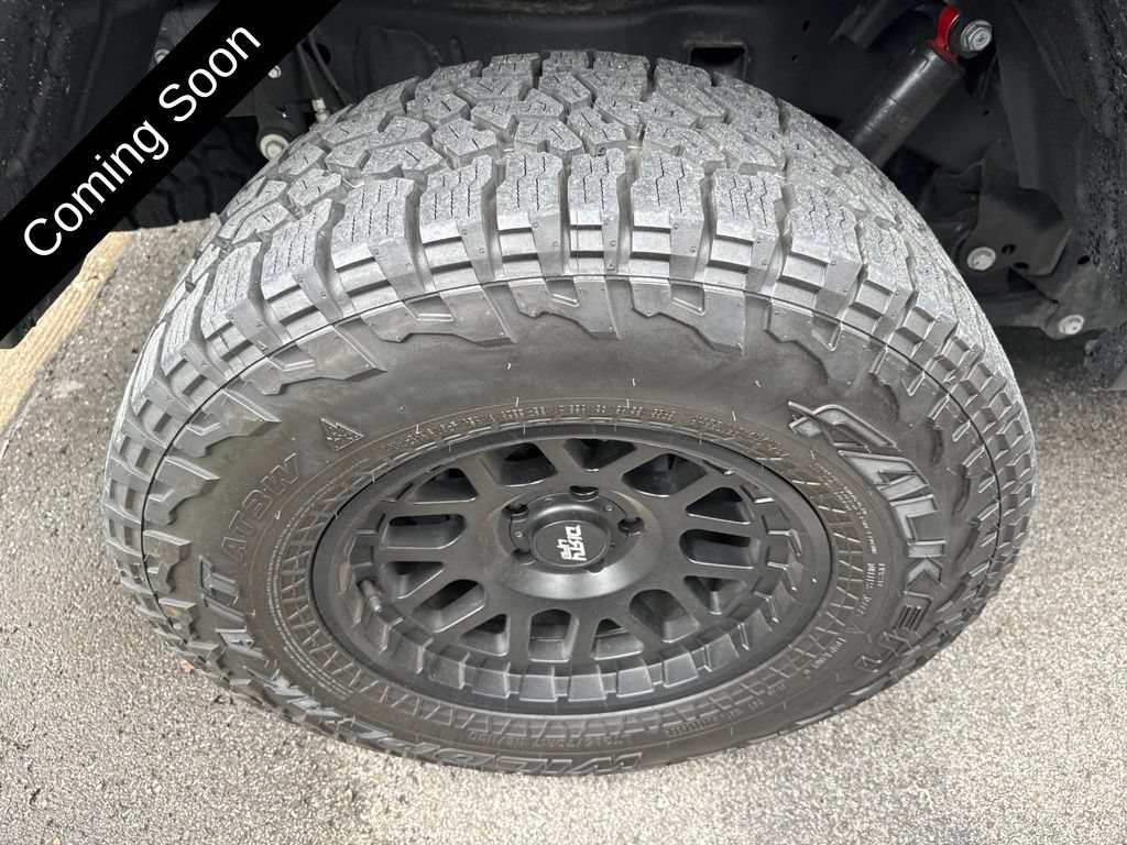 Used 2023 Jeep Gladiator Rubicon w/ LED Lighting Group AWD/4WD image 23