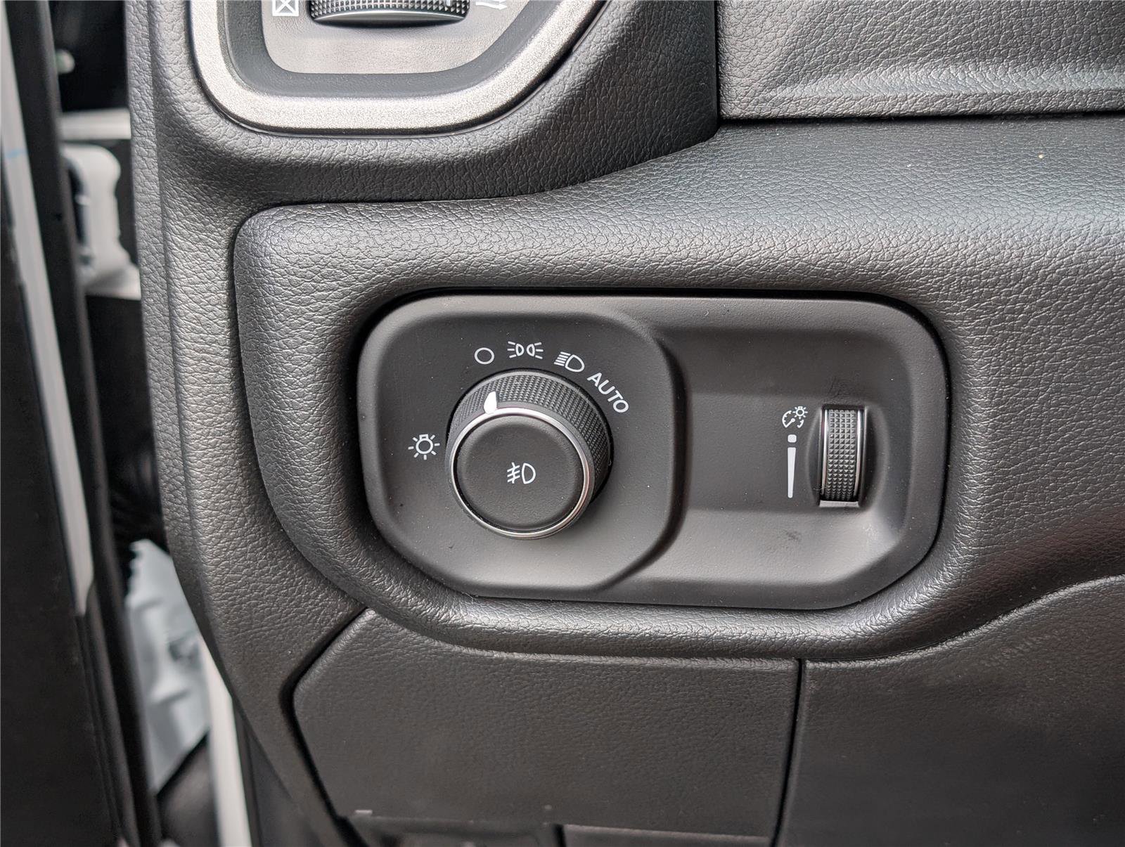 New 2026 RAM 5500 Tradesman w/ Chrome Appearance Group image 14