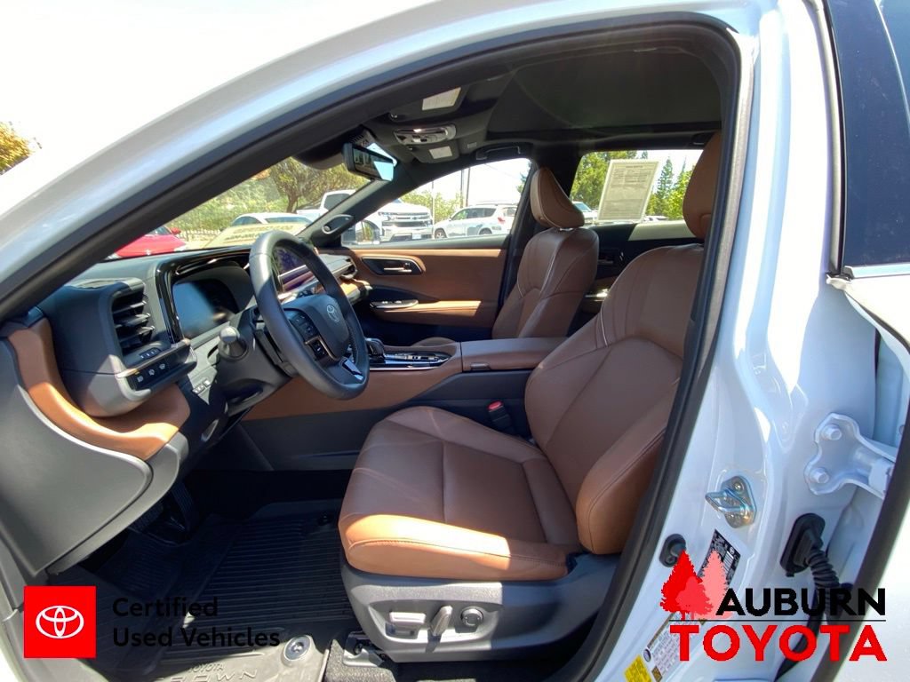 Certified 2025 Toyota Crown Signia w/ Advanced Technology Package AWD/4WD image 30