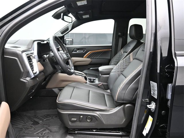 Used 2024 GMC Canyon Denali w/ LPO, Denali Black Edition image 21