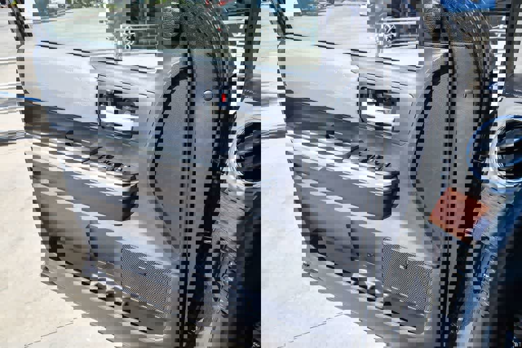 Used 2021 Toyota Tundra Limited w/ Limited Premium Package image 29