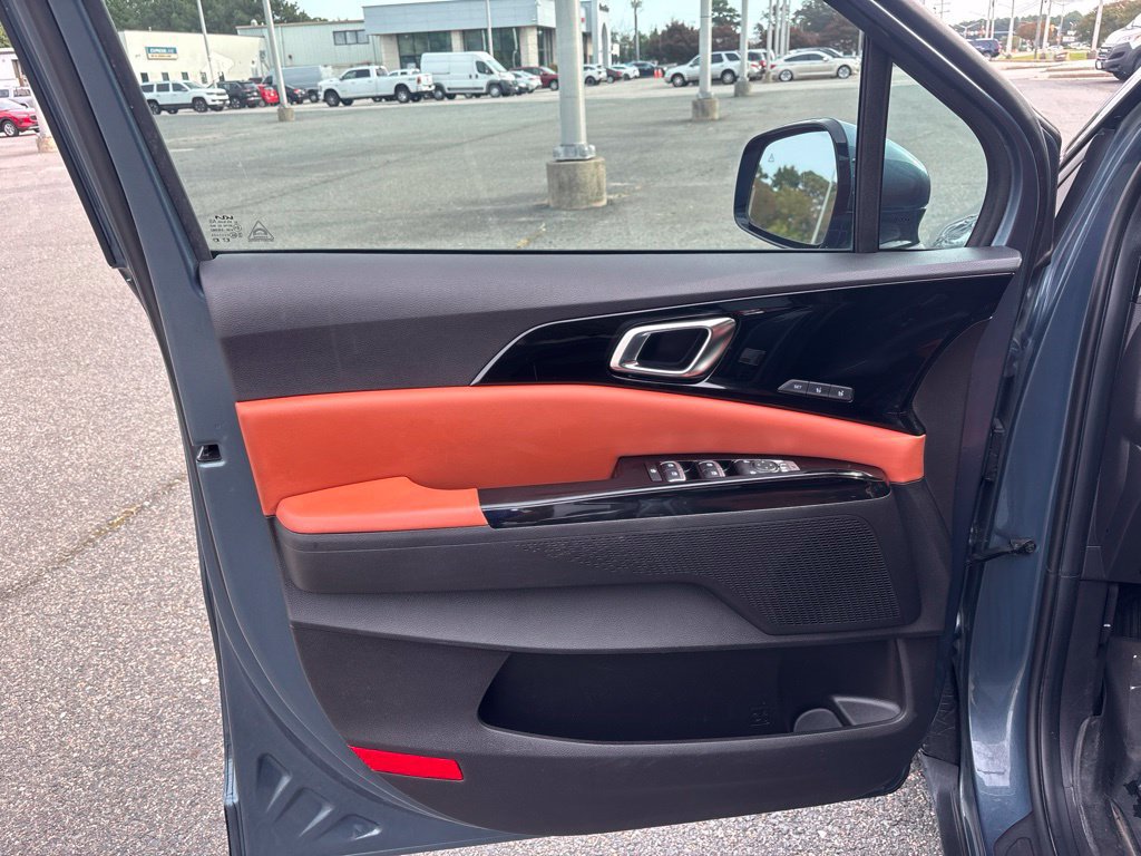 Used 2022 Kia Carnival SX FWD image 14
