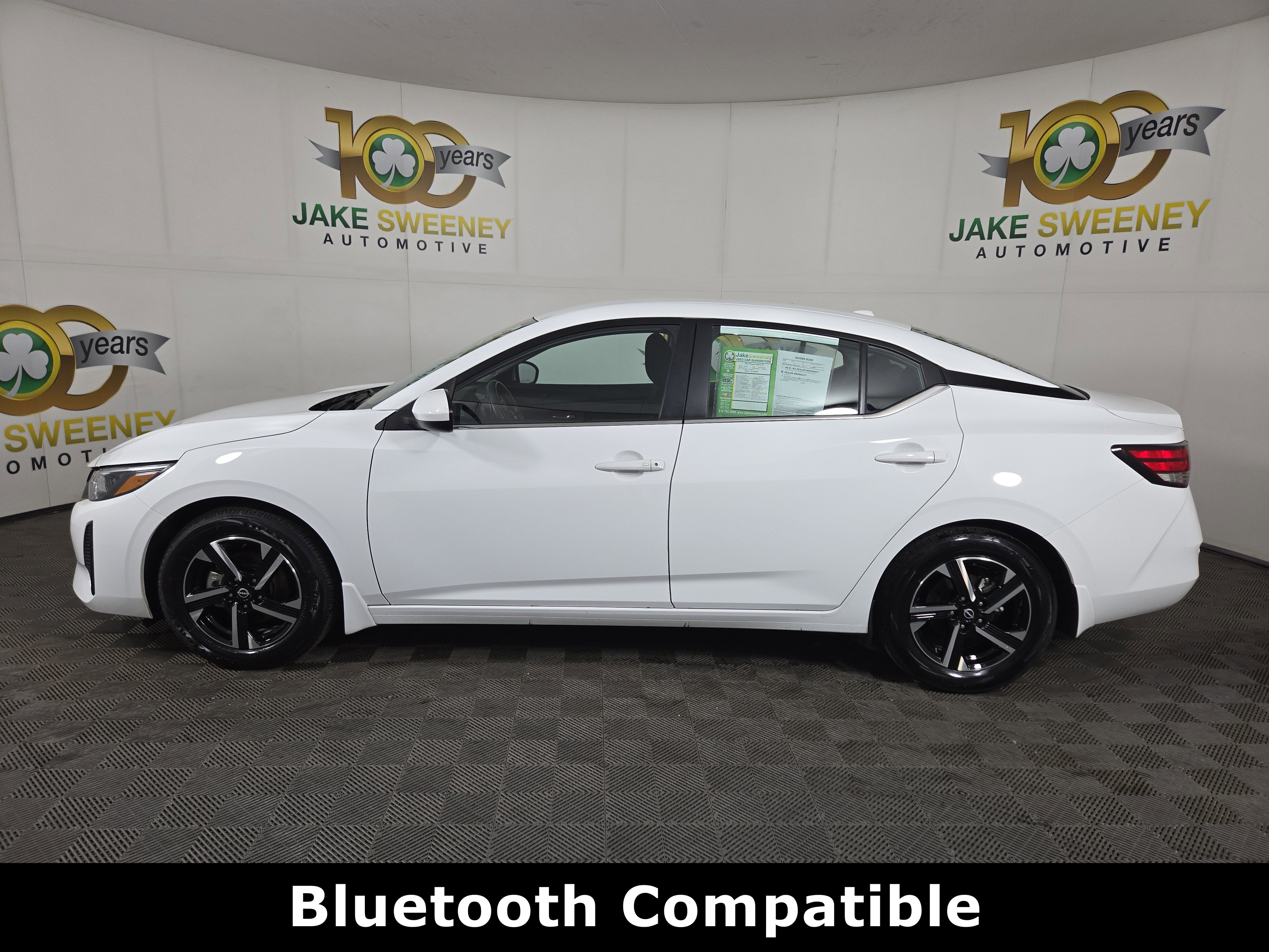 Used 2025 Nissan Sentra SV w/ All-Weather Package image 4