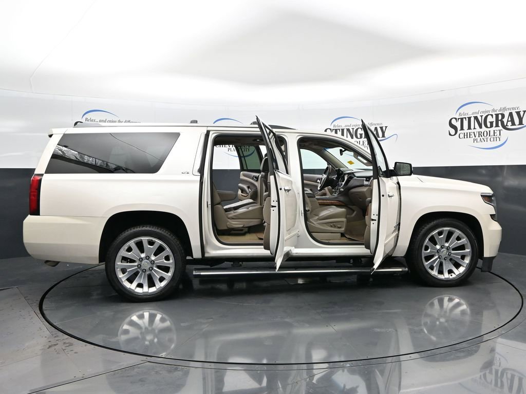 Used 2015 Chevrolet Suburban LTZ RWD image 27