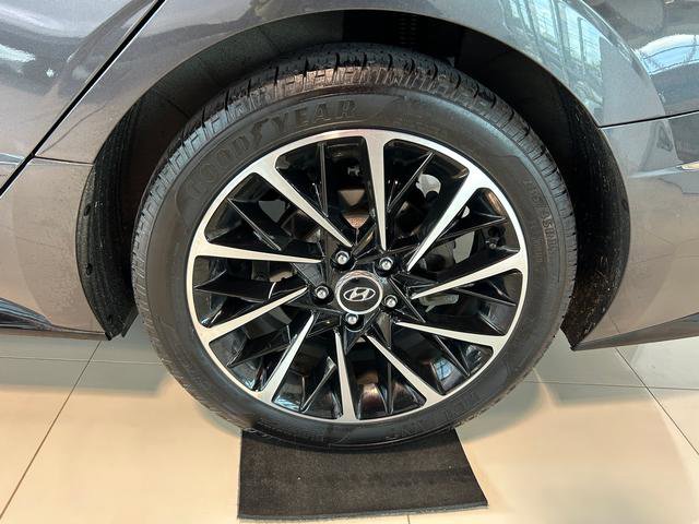 Used 2021 Hyundai Sonata Limited FWD image 13