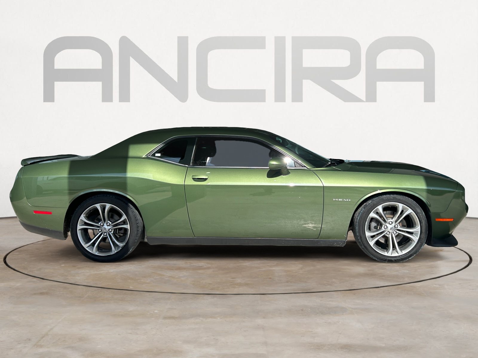 Used 2020 Dodge Challenger R/T RWD image 10