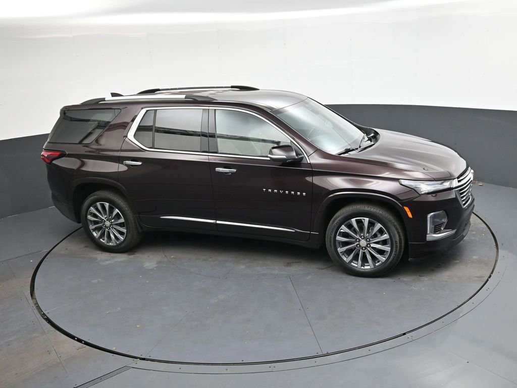 Used 2023 Chevrolet Traverse Premier image 30