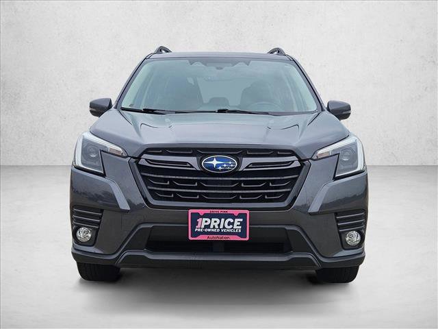 Used 2023 Subaru Forester Limited AWD/4WD image 2