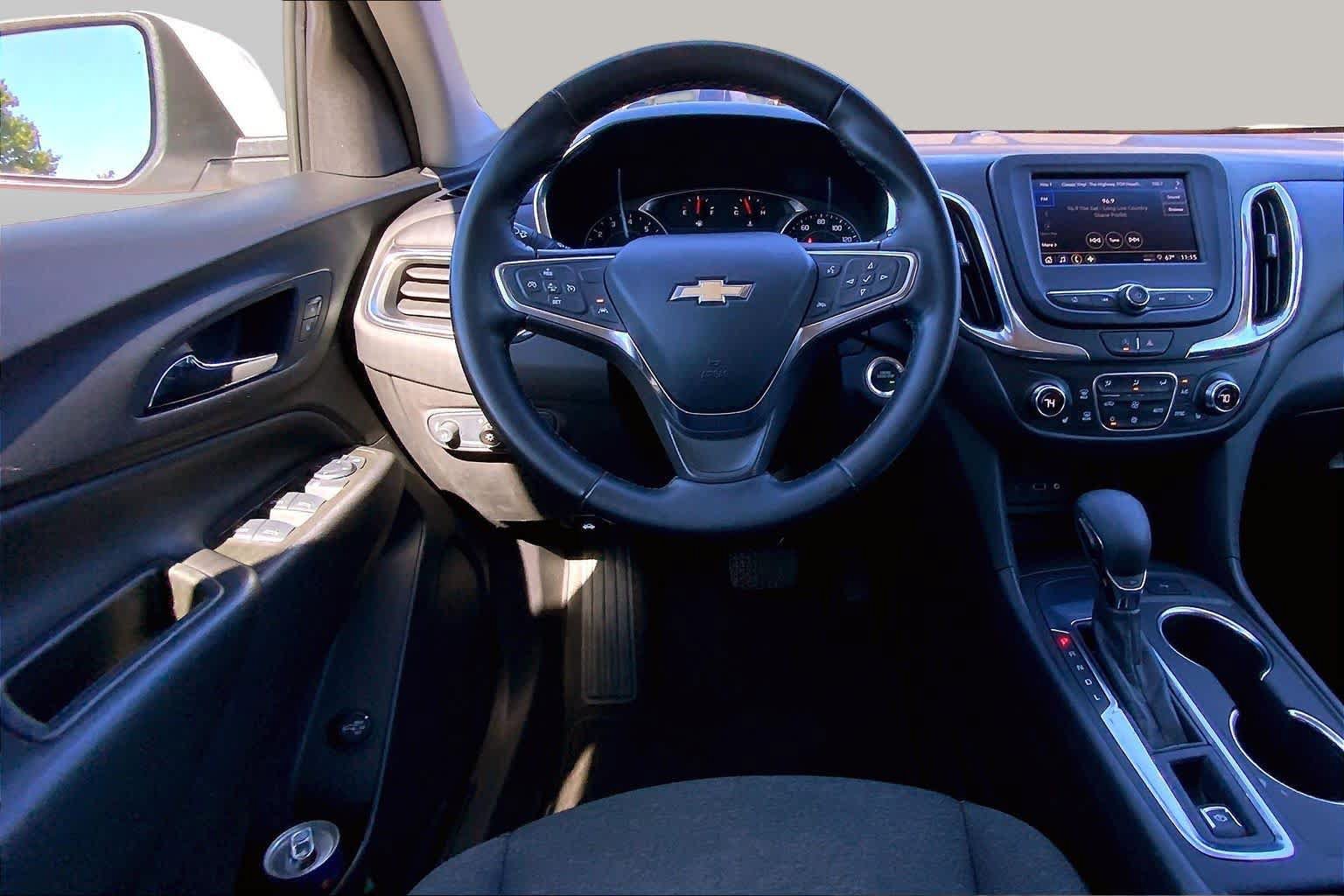 Used 2024 Chevrolet Equinox LT FWD image 6