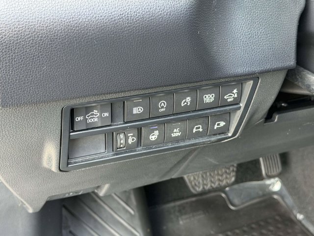 Used 2023 Toyota Tundra SR5 w/ SR5 Premium Package AWD/4WD image 25