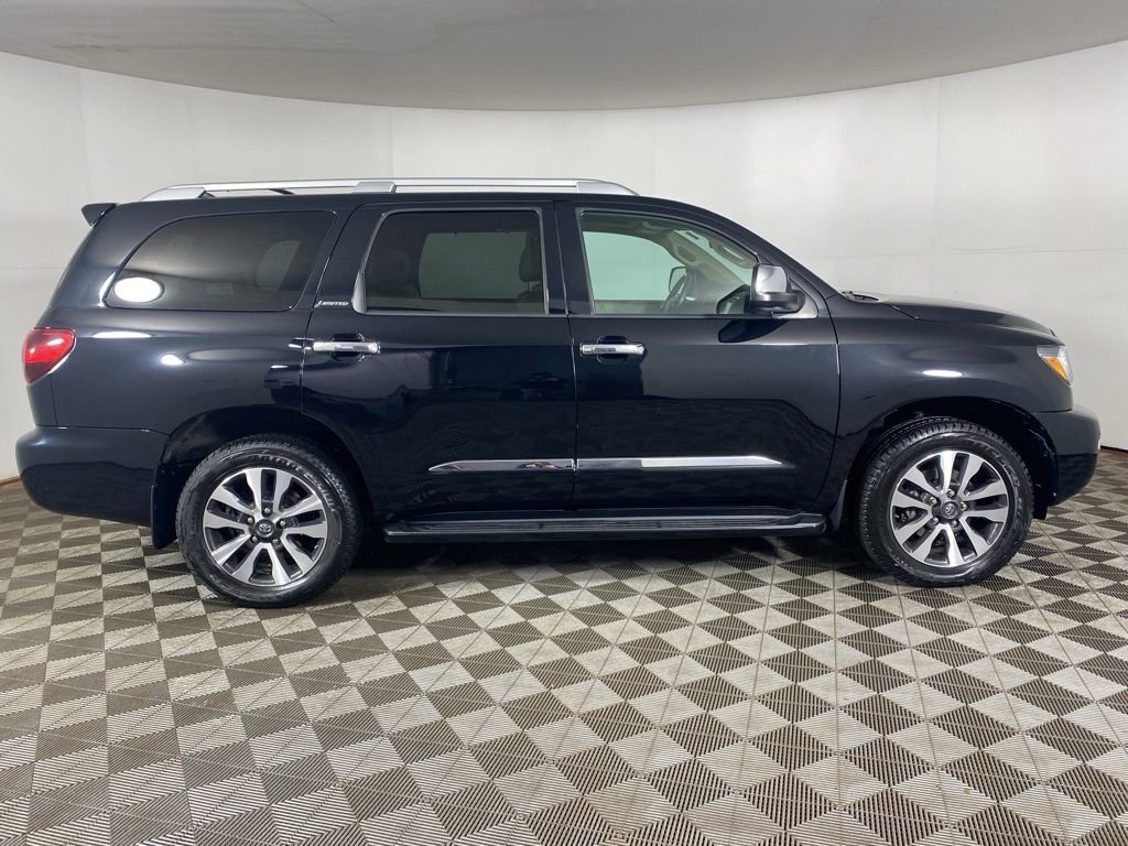 Used 2018 Toyota Sequoia Limited w/ Safety & Convenience Package AWD/4WD image 8