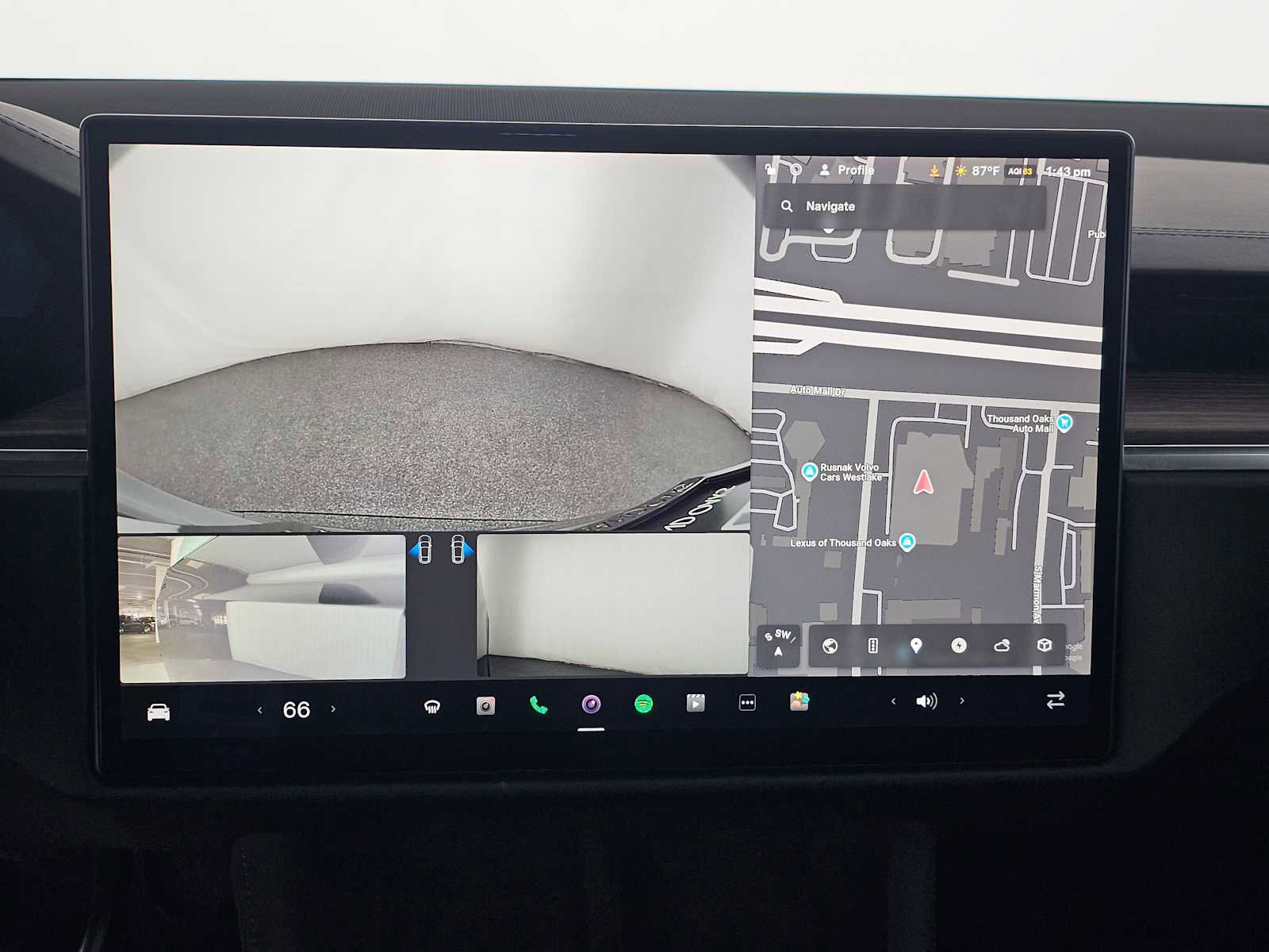 Used 2022 Tesla Model X image 27