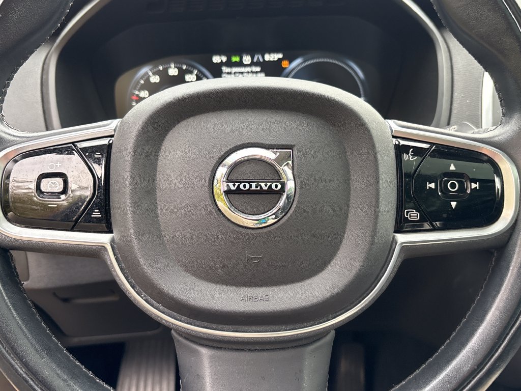 Used 2021 Volvo XC90 T8 Inscription Expression w/ Climate Package AWD/4WD image 5