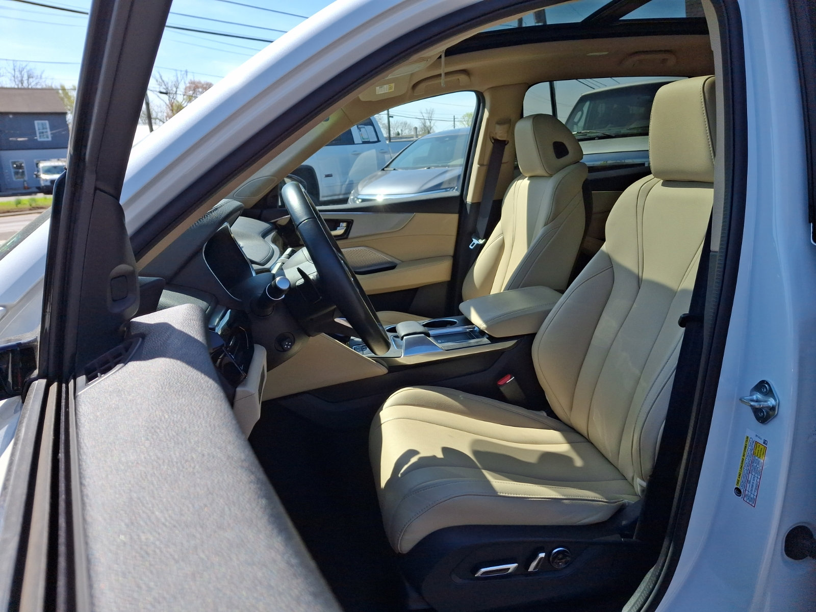 Used 2022 Acura MDX SH-AWD image 14