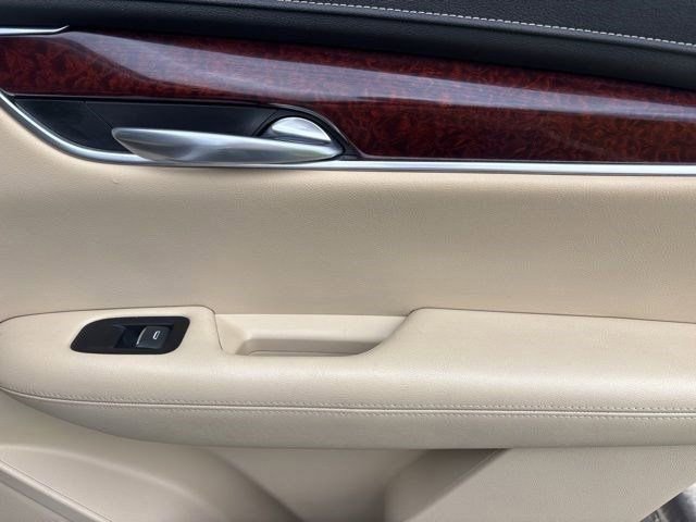 Used 2019 Cadillac XT5 Luxury image 38