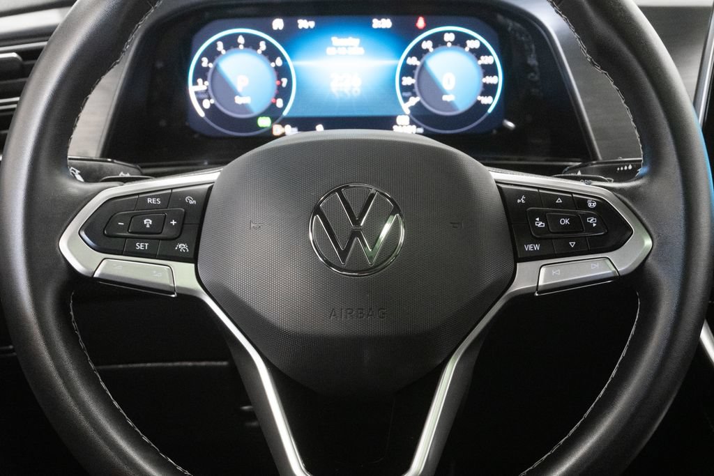 Used 2024 Volkswagen Atlas Cross Sport SE w/ Panoramic Sunroof Package AWD/4WD image 19
