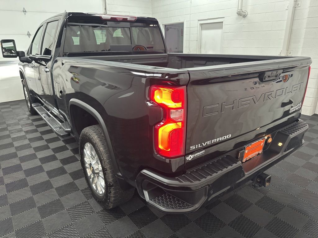 Used 2023 Chevrolet Silverado 2500 High Country w/ Z71 Off-Road Package AWD/4WD image 7