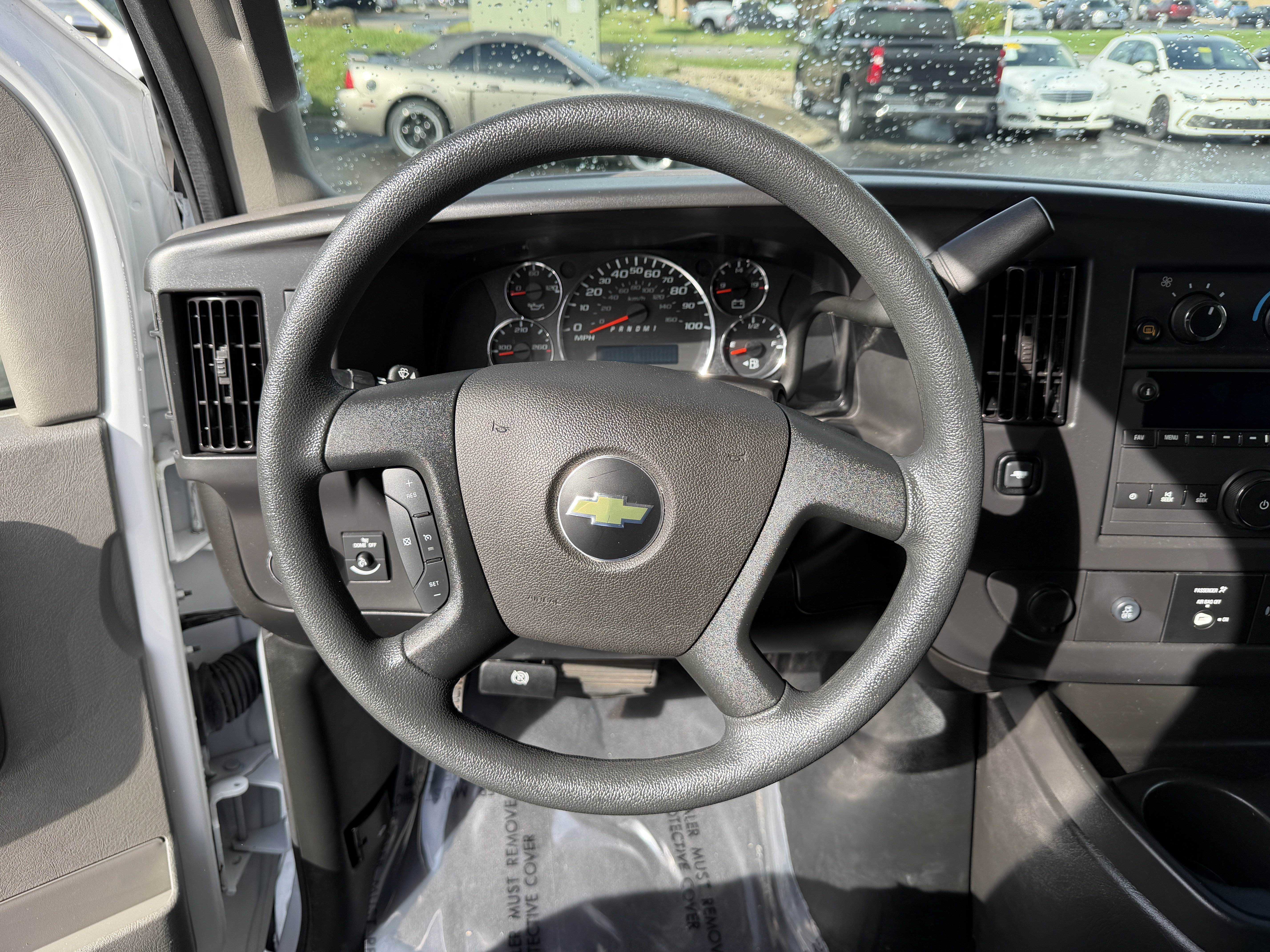 Used 2025 Chevrolet Express 3500 LT w/ LT Preferred Equipment Group RWD image 14