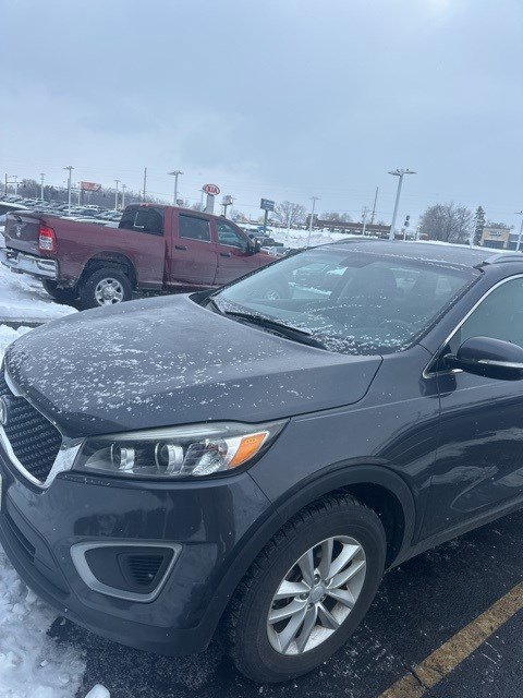 Used 2017 Kia Sorento LX image 17