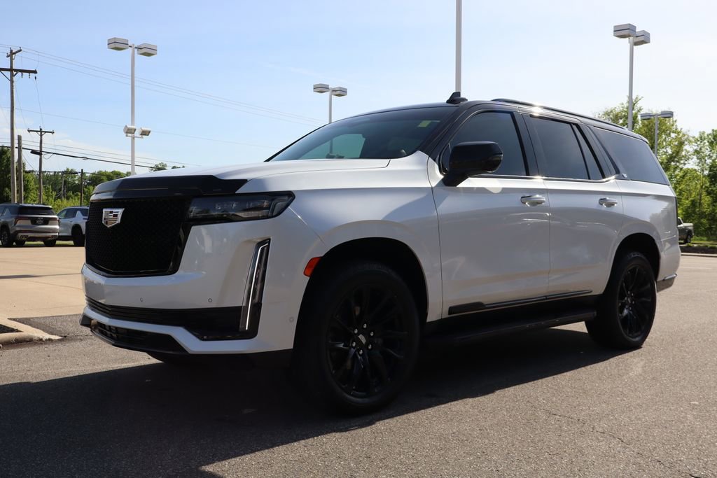 Used 2023 Cadillac Escalade Premium Luxury AWD/4WD image 9