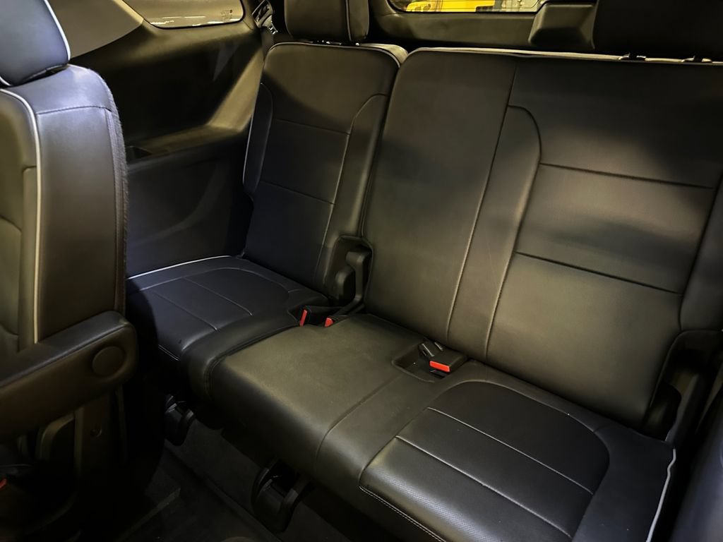 Certified 2020 Chevrolet Traverse High Country w/ LPO, Floor Liner Package AWD/4WD image 36