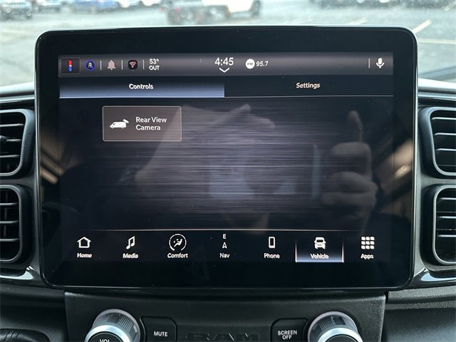 Used 2025 RAM ProMaster 2500 w/ Premium Convenience Group image 30