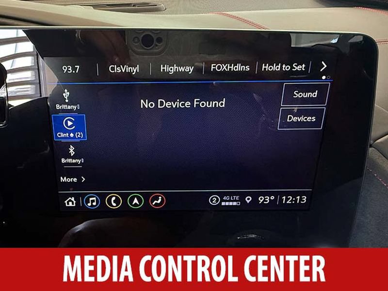 Used 2021 Chevrolet Corvette Stingray Premium Cpe w/ Z51 Performance Package RWD image 15