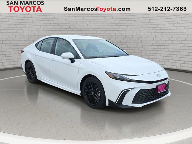 Used 2026 Toyota Camry SE w/ Convenience Package image 3
