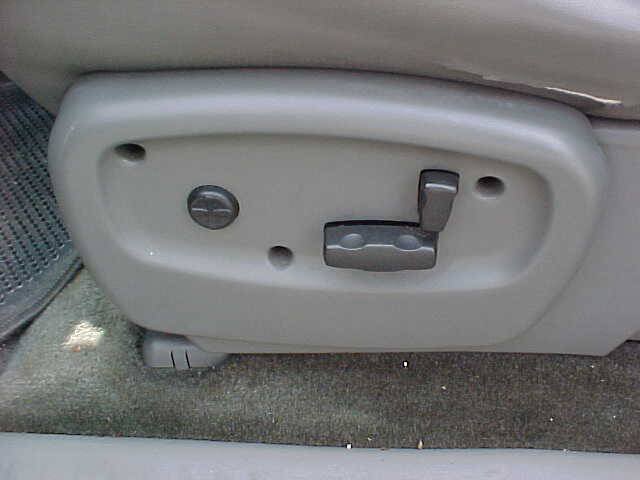 Used 2002 GMC Envoy SLT AWD/4WD image 52