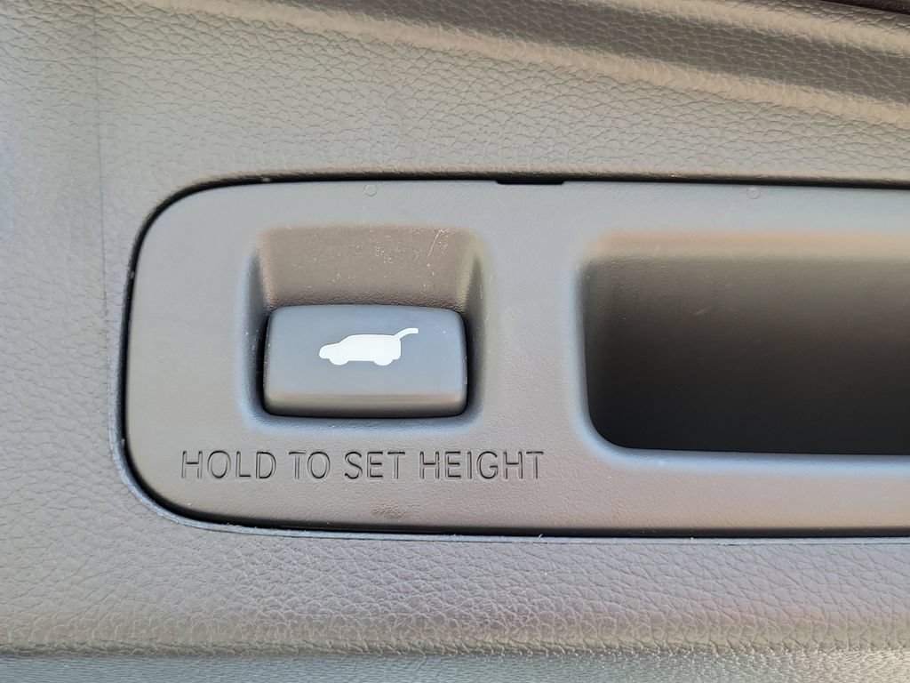 Used 2017 Honda CR-V EX-L image 10