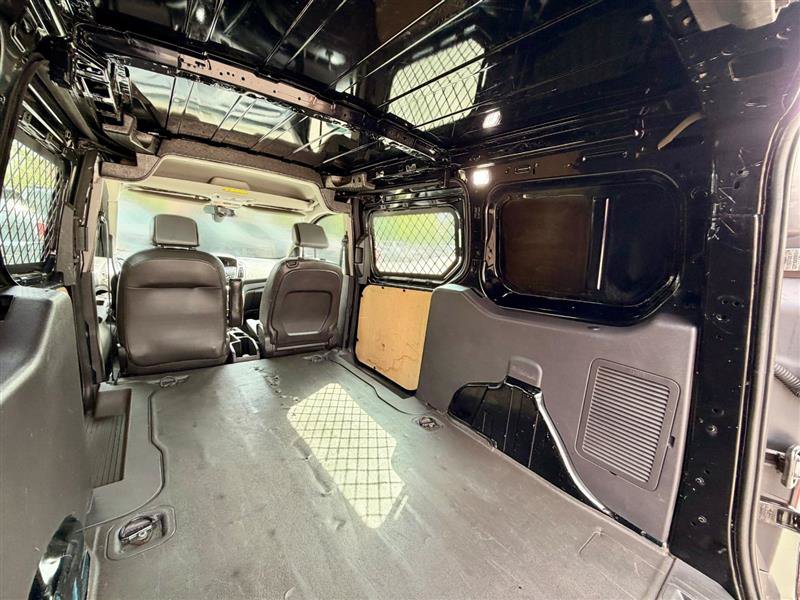 Used 2018 Ford Transit Connect XL FWD image 15