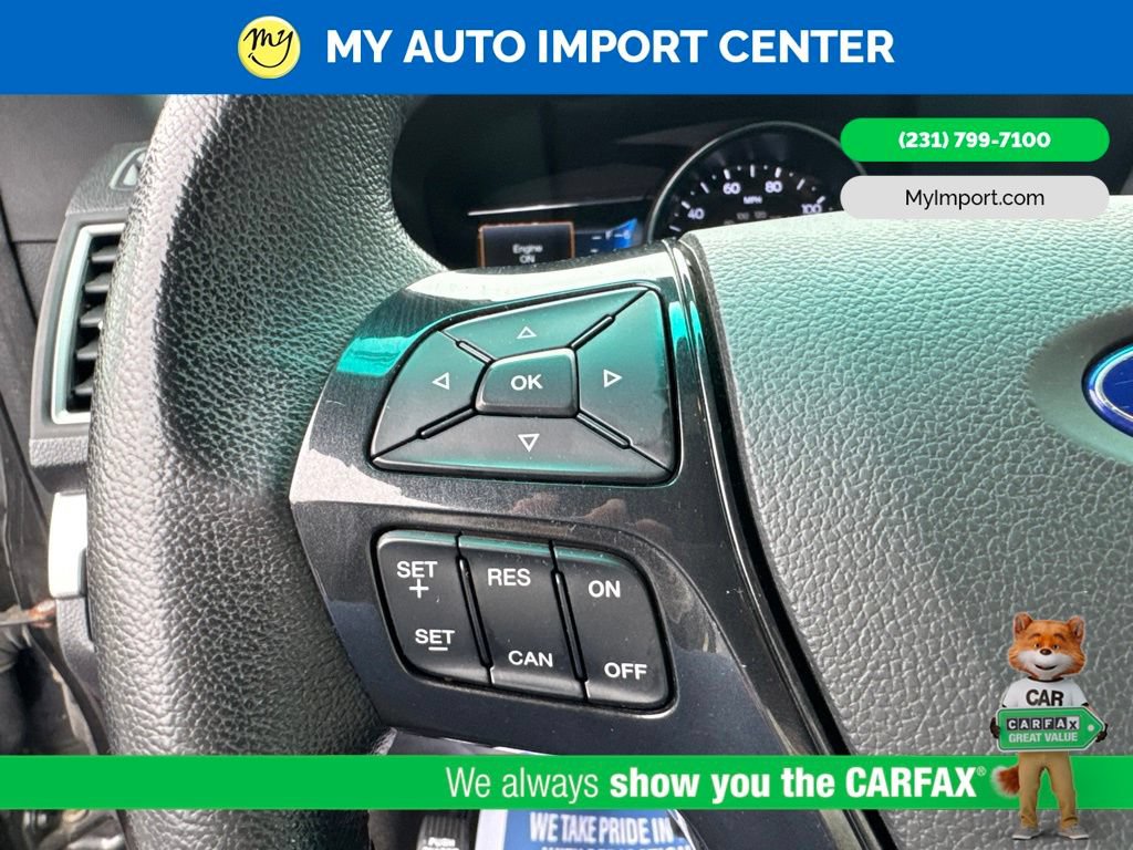 Used 2017 Ford Explorer XLT w/ Equipment Group 202A AWD/4WD image 16