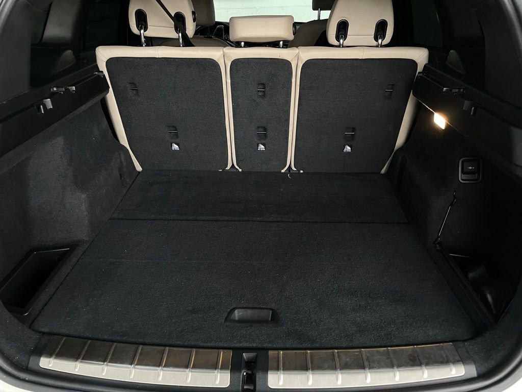 Used 2020 BMW X1 sDrive28i w/ Convenience Package image 16