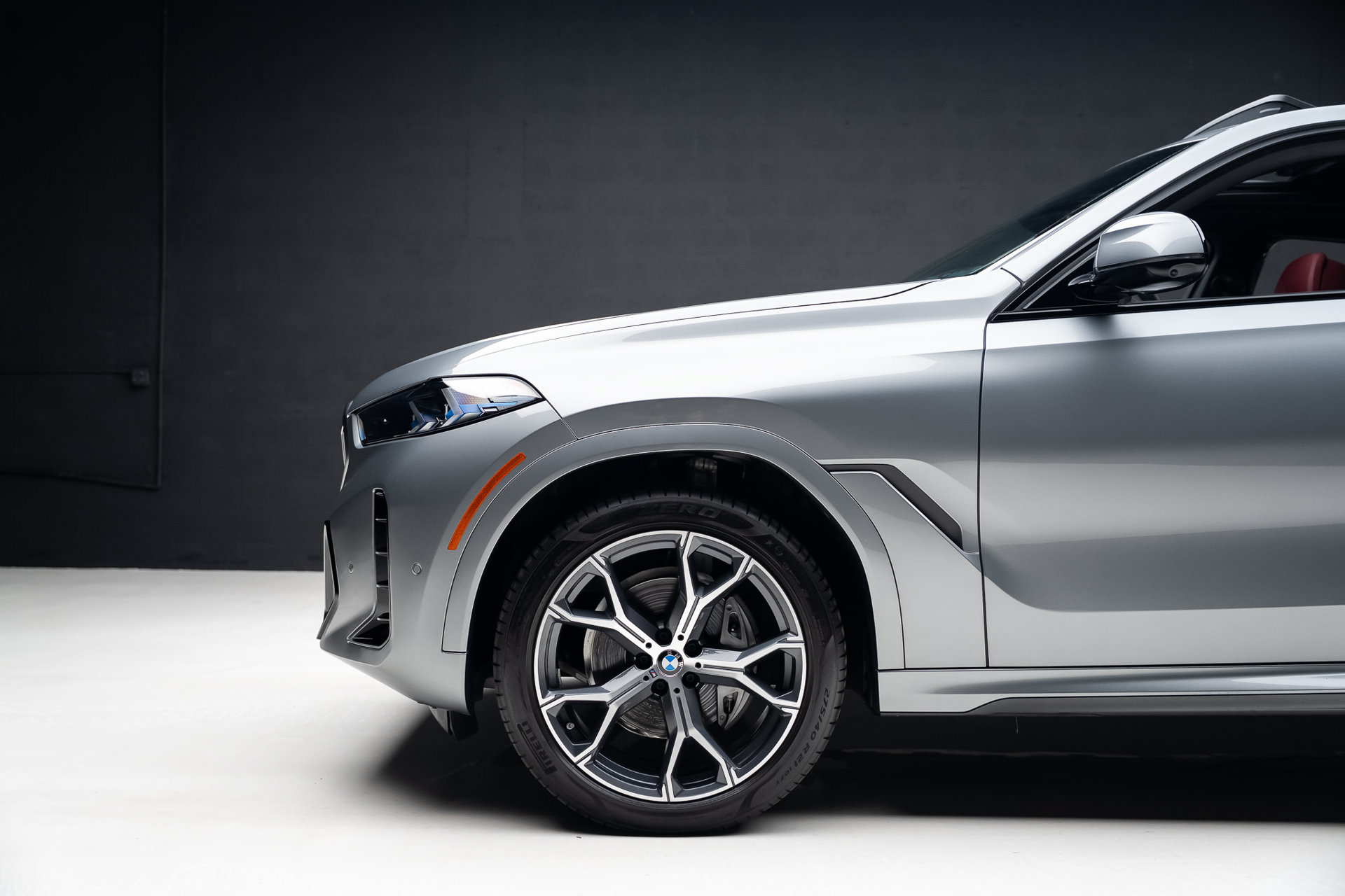 Used 2026 BMW X6 xDrive40i AWD/4WD image 18