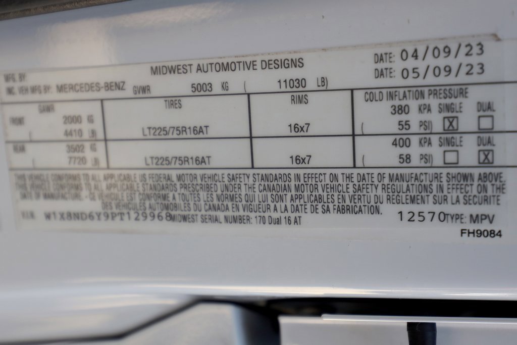 Used 2023 Mercedes-Benz Sprinter 3500 image 38