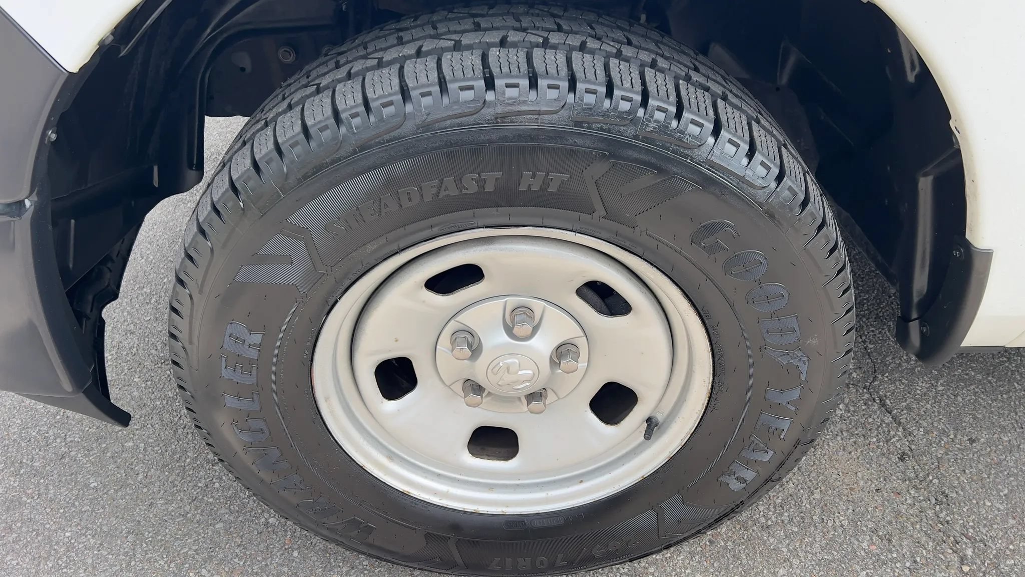 Used 2022 RAM 1500 Tradesman w/ Power & Remote Entry Group AWD/4WD image 9