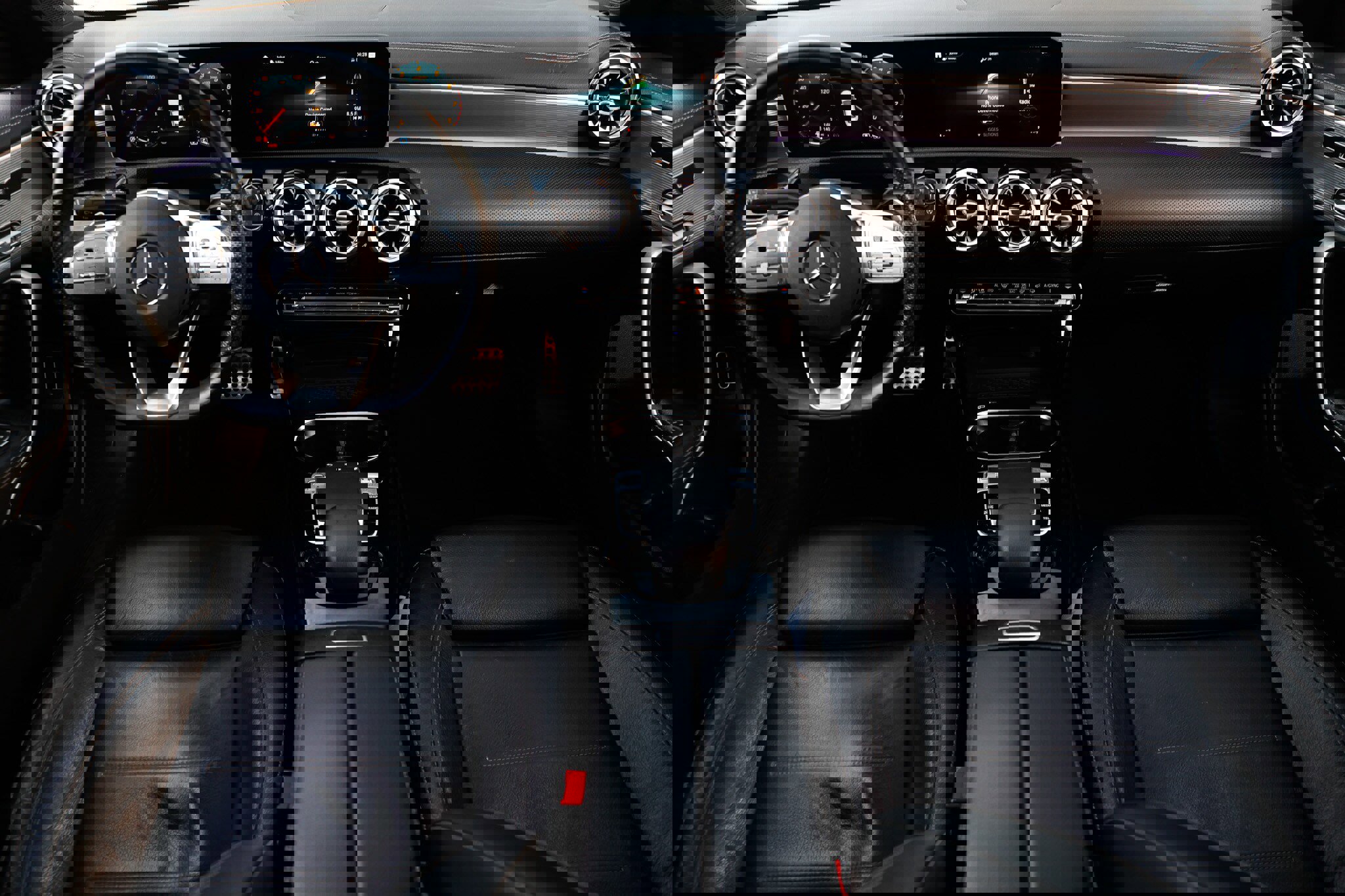 Used 2020 Mercedes-Benz CLA 250 image 2