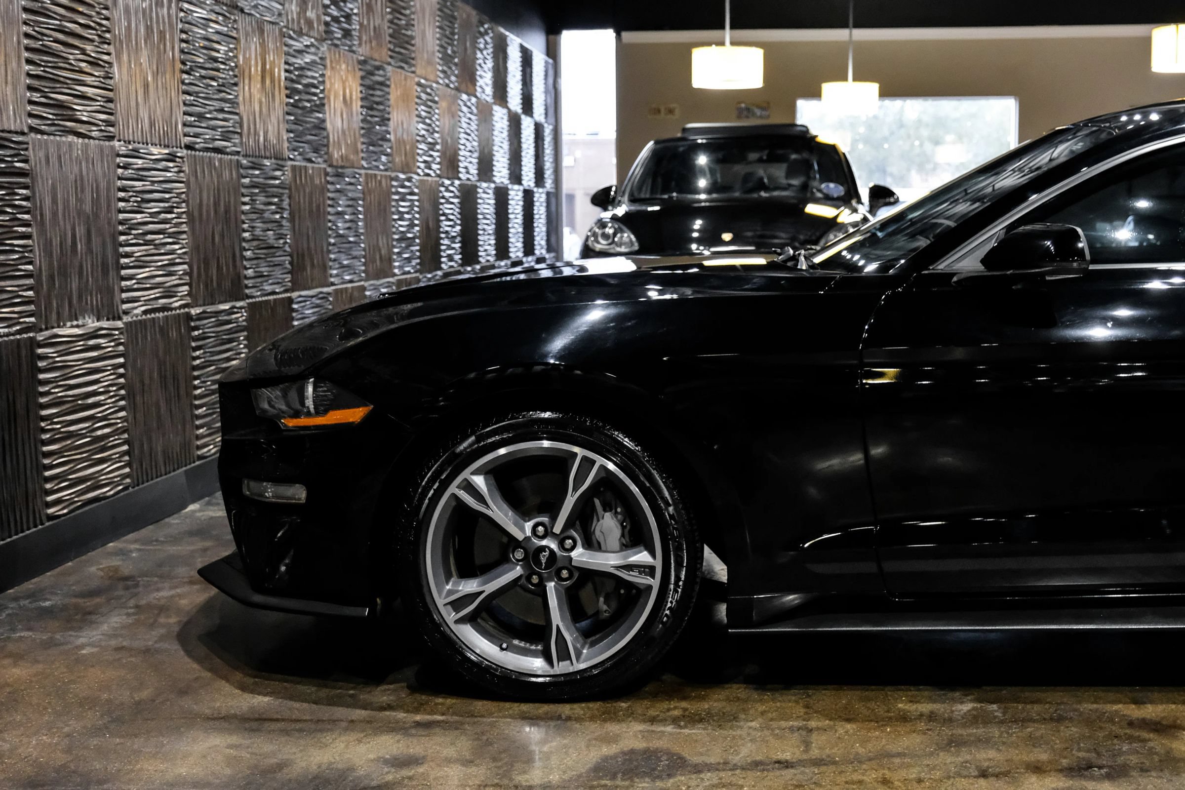 Used 2022 Ford Mustang GT Premium w/ Equipment Group 401A RWD image 10