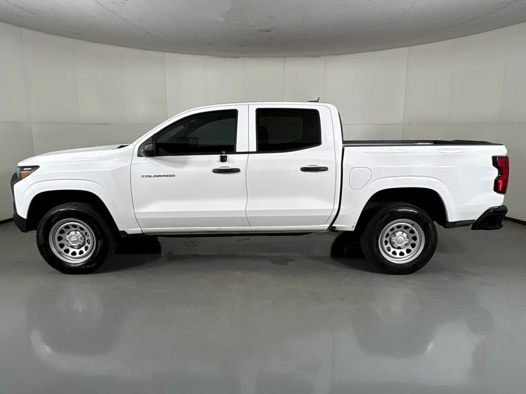 Used 2024 Chevrolet Colorado W/T w/ WT Convenience Package II RWD image 5