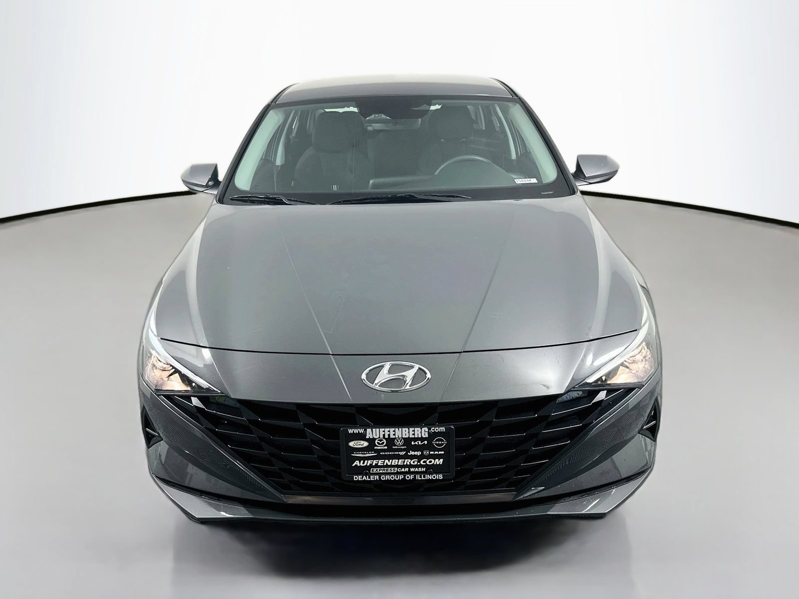 Used 2023 Hyundai Elantra Blue FWD image 2